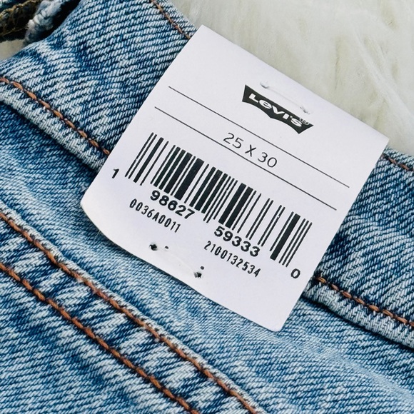 Levi’s 501 Beyoncé Embellished Jeans - Picture 5 of 10